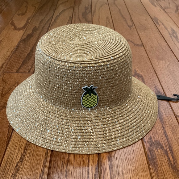 sun hat with pineapple, new condition